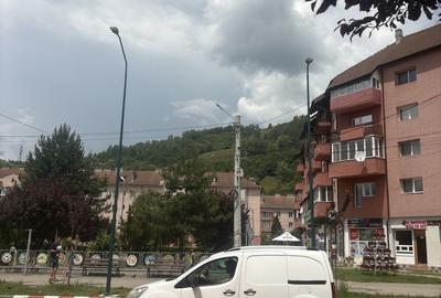 Apartament cu 2 camere decomandat în Exterior Vest - 2