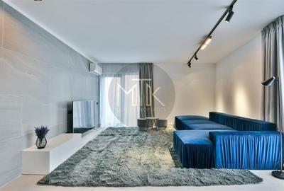 Apartament cu 3 camere decomandat, mobilat în Central