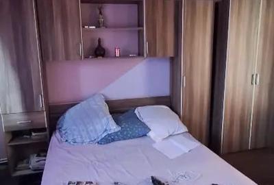 Casă cu 5 camere în Văleni