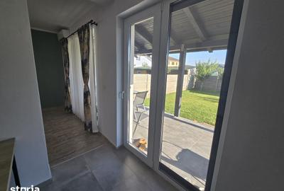 Casă cu 3 camere semidecomandat cu Canalizare în Moșnița Nouă - 5