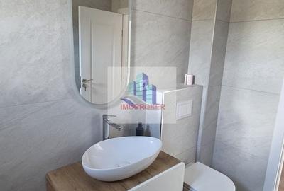 Apartament cu 3 camere semidecomandat, mobilat în Florești - 12