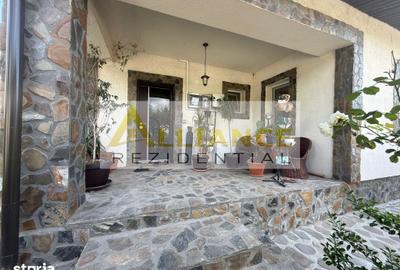 Casă cu 4 camere cu Teren 578 Mp în Rahova