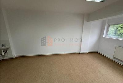 Spațiu comercial, de 222 mp, în 1 Decembrie - 12