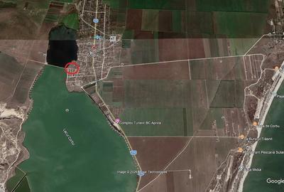 Teren de 2380 mp, în Corbu