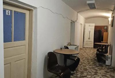 Spațiu comercial, de 15 mp, în Romană - 2