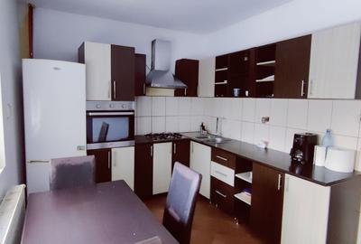 Apartament cu 5 camere decomandat, mobilat în Ghiroda - 9