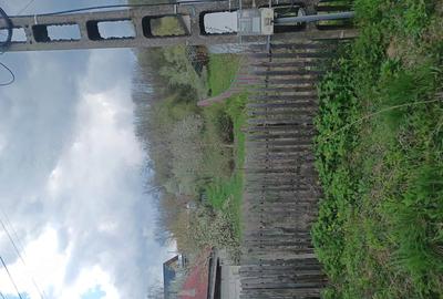 Teren de 2000 mp, în Merișani - 2
