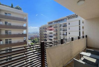 Apartament cu 3 camere decomandat, mobilat în Tractorul