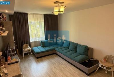 Apartament cu 4 camere semidecomandat, mobilat în Micro 16