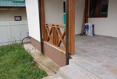 Casă cu 4 camere cu Teren 1144 Mp în Precista - 9