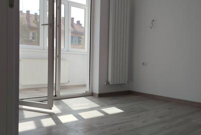 Apartament cu 2 camere decomandat în Central - 7