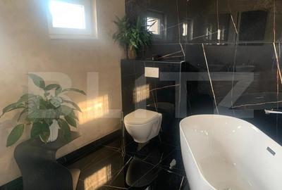 Casă cu 4 camere cu Teren 500 Mp în Central