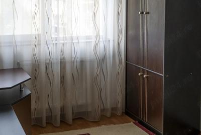 Apartament cu 3 camere semidecomandat în Girocului - 6