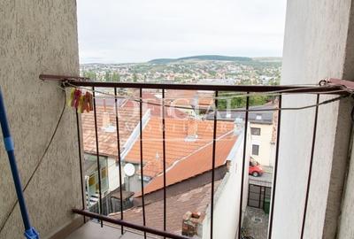Garsonieră decomandată, mobilată în Gruia - 3