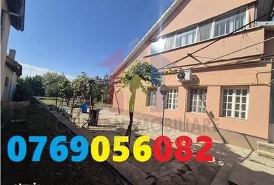 Casă cu 4 camere cu Teren 1004 Mp în Chiscani