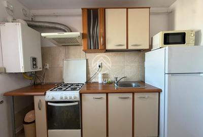 Apartament cu 2 camere decomandat în Calea Turzii