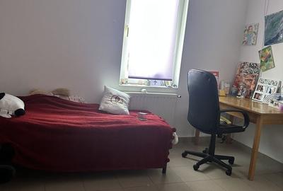 Casă cu 5 camere decomandat cu Teren 400 Mp în Bănești - 2
