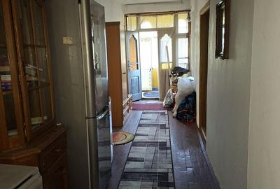 Casă cu 3 camere cu Teren 3000 Mp în Vârvor - 1