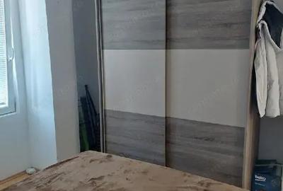 Garsonieră în Romană - 2