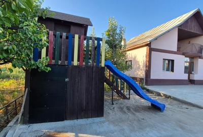 Casă cu 4 camere în Slobozia