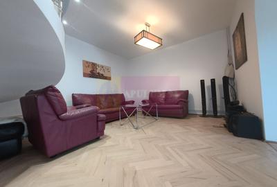 Casă individuală cu 7 camere cu Canalizare în Central - 52