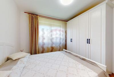Apartament cu 3 camere decomandat, mobilat în Tractorul - 9