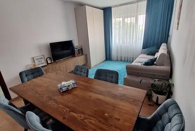 Apartament cu 3 camere decomandat în Central - 4