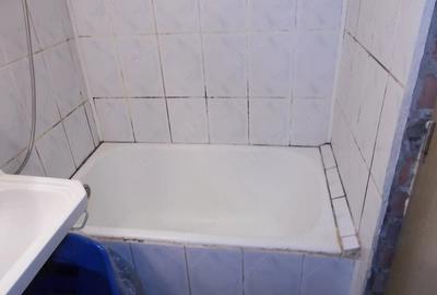 Apartament cu 2 camere decomandat în Micro 14 - 6
