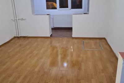 Garsonieră în Steaua