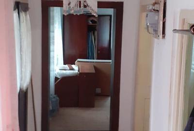 Casă cu 3 camere cu Teren 380 Mp în Brâznic - 2