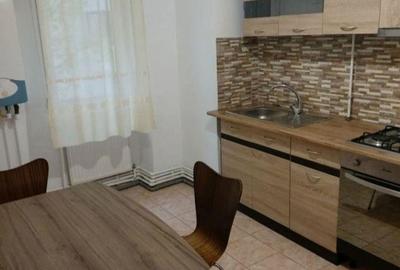 Apartament cu 2 camere decomandat, mobilat în Cug