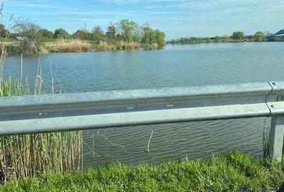 Teren de 2472 mp, în Sălciile - 8