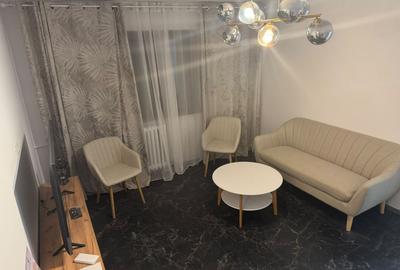 Apartament cu 3 camere decomandat, mobilat în Berceni