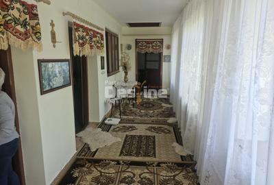 Casă individuală cu 3 camere cu Canalizare în Pianu de Sus - 1