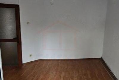 Apartament cu 3 camere în Siderurgiștilor