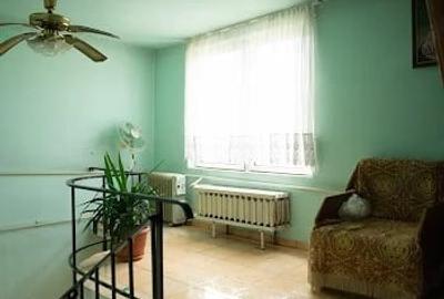 Casă cu 5 camere cu Teren 2300 Mp în Licurici