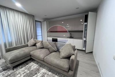 Apartament cu 3 camere decomandat, mobilat în Central