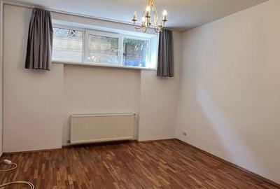 Apartament cu 5 camere decomandat în Aviatorilor - 10