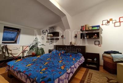 Casă individuală cu 4 camere cu Canalizare în Central - 2