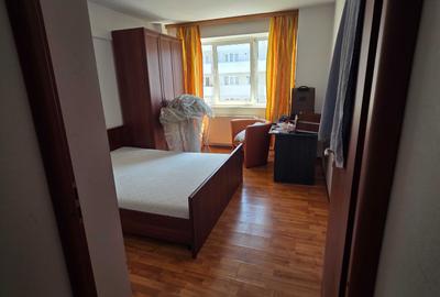 Apartament cu 3 camere decomandat în Noua - 2