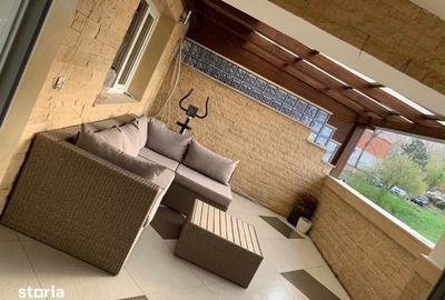 Apartament cu 3 camere decomandat în Babadag