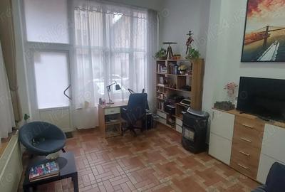 Spațiu comercial, de 36 mp, în Central
