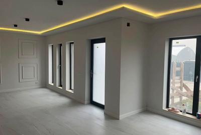 Casă cu 3 camere cu Teren 330 Mp în Gălbinași