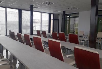 Birou, de 960 mp, în Central - 5