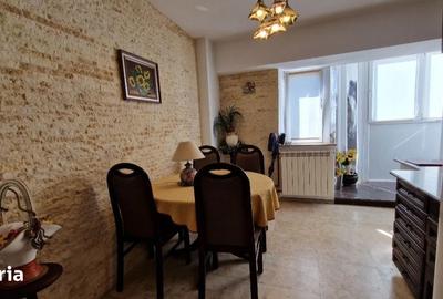 Apartament cu 3 camere în Vitan