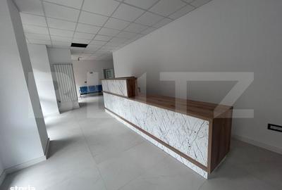 Spațiu comercial, de 438 mp, în Central