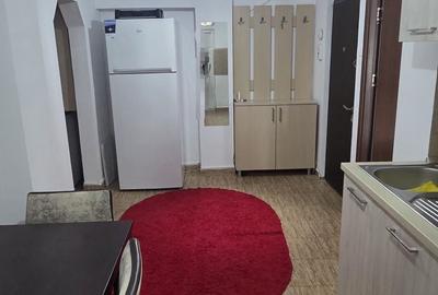 Apartament cu 2 camere decomandat în Popoveni