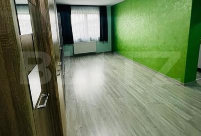 Garsonieră decomandată, mobilată în Tudor