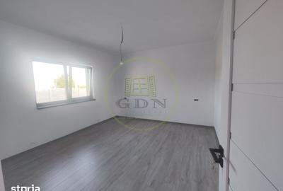 Casă cu 5 camere cu Teren 409 Mp în Podari - 6