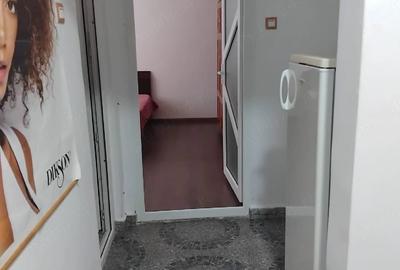 Garsonieră decomandată în Exterior Vest
